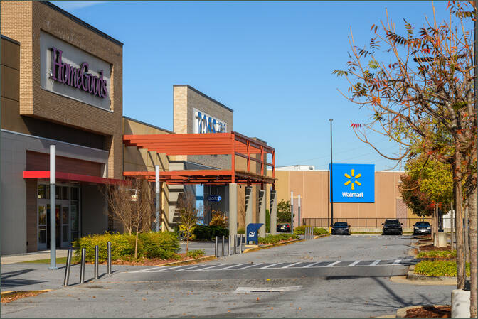                         	Suburban Plaza
                        