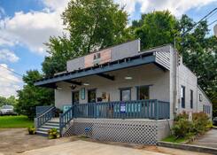 
                                	        5441 Peachtree Rd
                                    