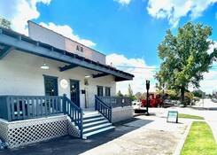 
                                	        5441 Peachtree Rd
                                    