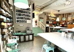 
                                	        5441 Peachtree Rd
                                    
